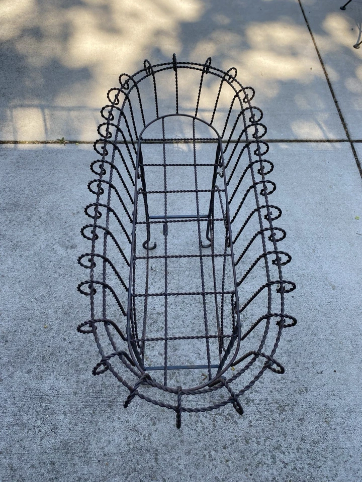  Maceta metálica de alambre trenzado vintage. recogida local solamente   Foto 2 de 3