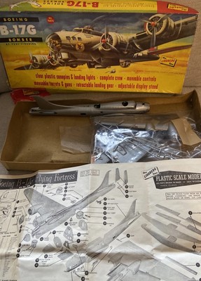 Lindberg Boeing B-17G Bomber 1:64 Modellbausatz 525:249 - selten 1957 teilgebaut
