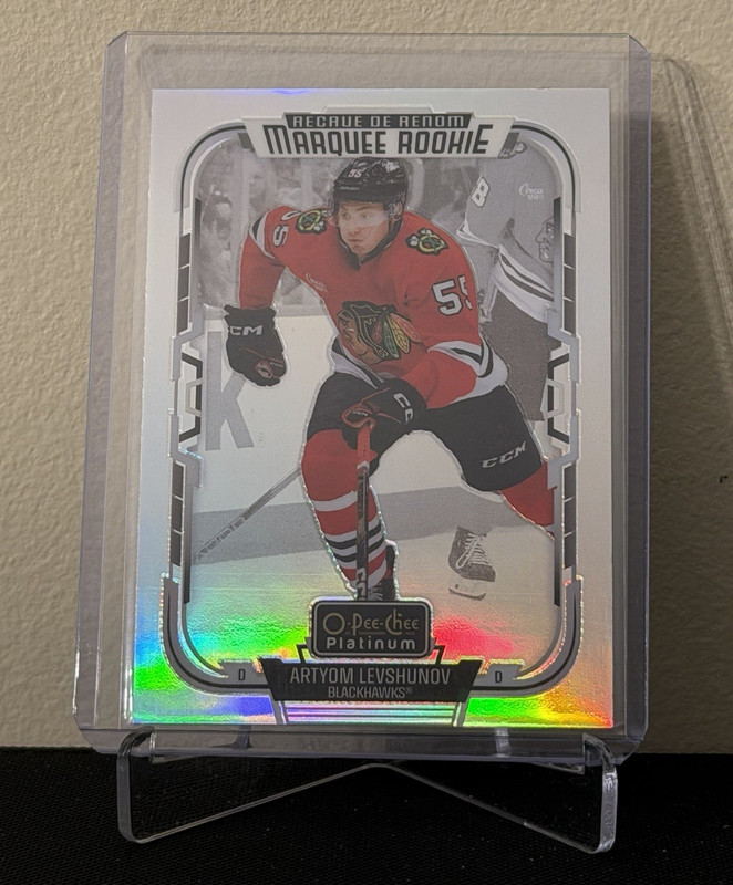 O-Pee-Chee Platinum 25-26 Marquee Rookie #218 Artyom Levshunov Rainbow Chicago