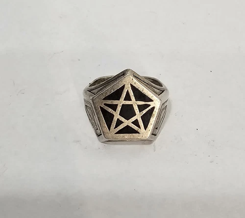 Vintage Men’s Size 8 Sterling Silver 925 Pentagram Witch Biker Ring signed G&S