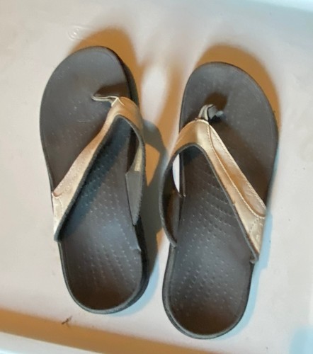 Women's New Balance Flip Flops - Arch Support - White - Size 6M. Best  Offer. | eBay