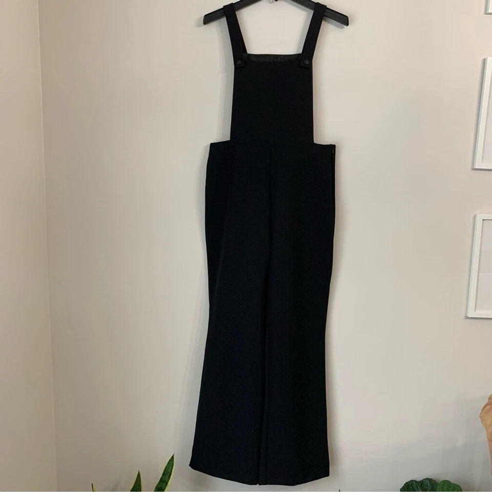 Romeo & Juliet Couture New Flare wide Leg Overalls Jumpsuit Size M Black NWT - Image 4 of 4