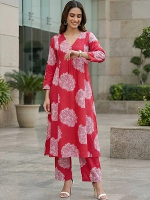 Indian Women Trending Pink Viscose Rayon Floral Printed Kurta With Trouser Set - Image 1 of 4