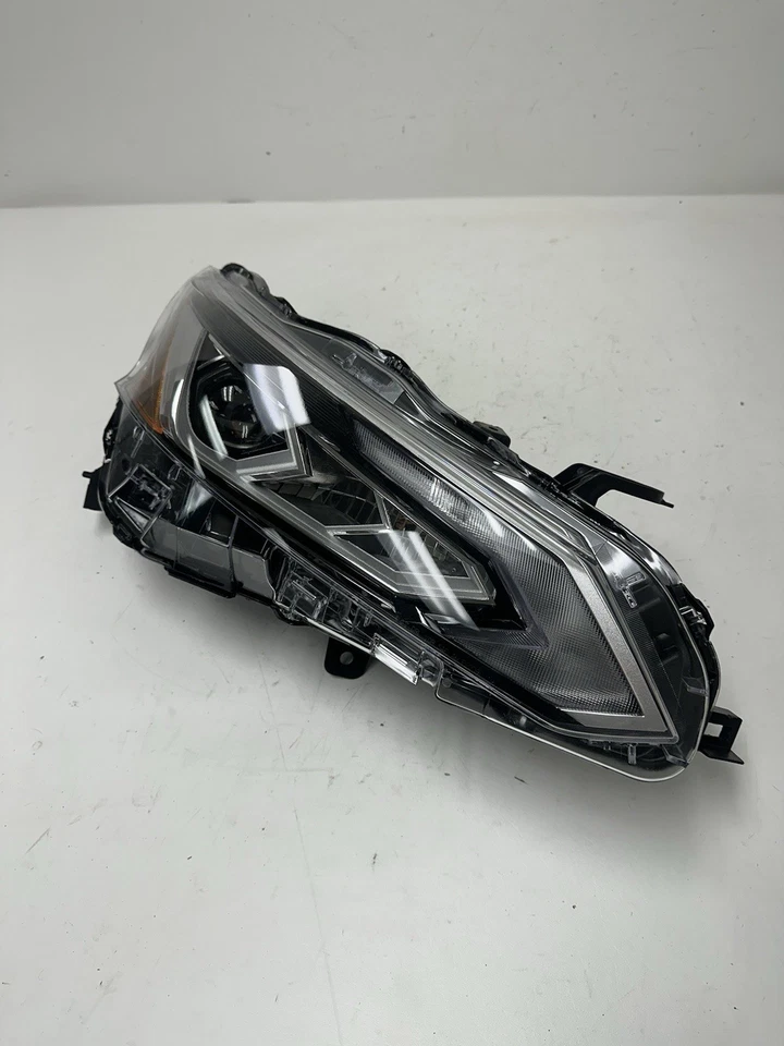 Nissan Altima 2019 2020 2021 lado derecho del pasajero faros LED OEM Foto 4 de 4