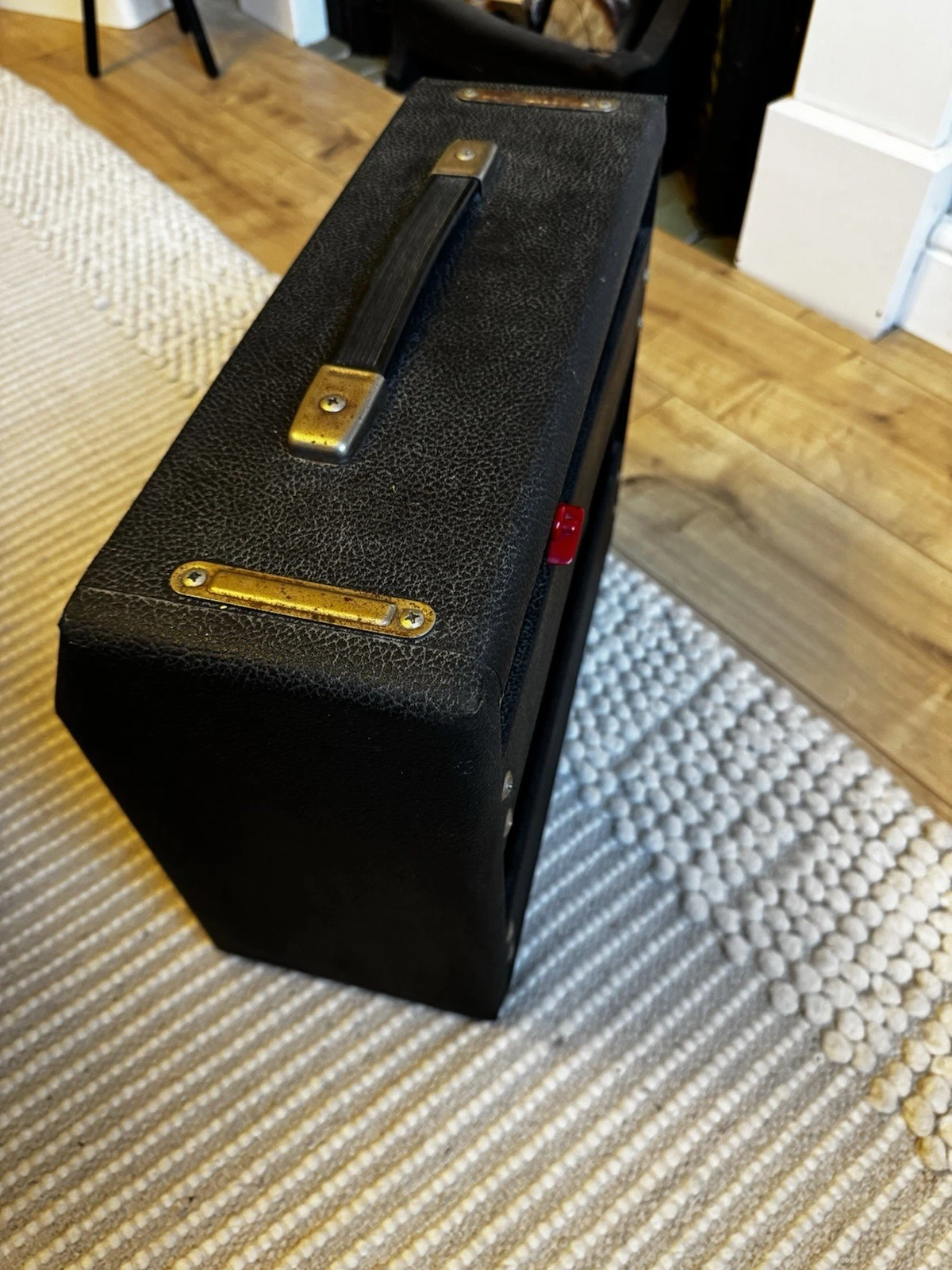 Picture 4 of 12