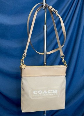 COACH Beige Tan Jacquard Cloth Kitt Messenger Crossbody Bag w/ Coach Badge CC970