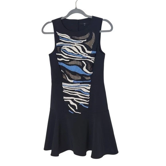 Robe Dentelle Tibi New York - Taille 8, Sans Manches Ou à Bretelles, Avec Soutien-gorge Intégré