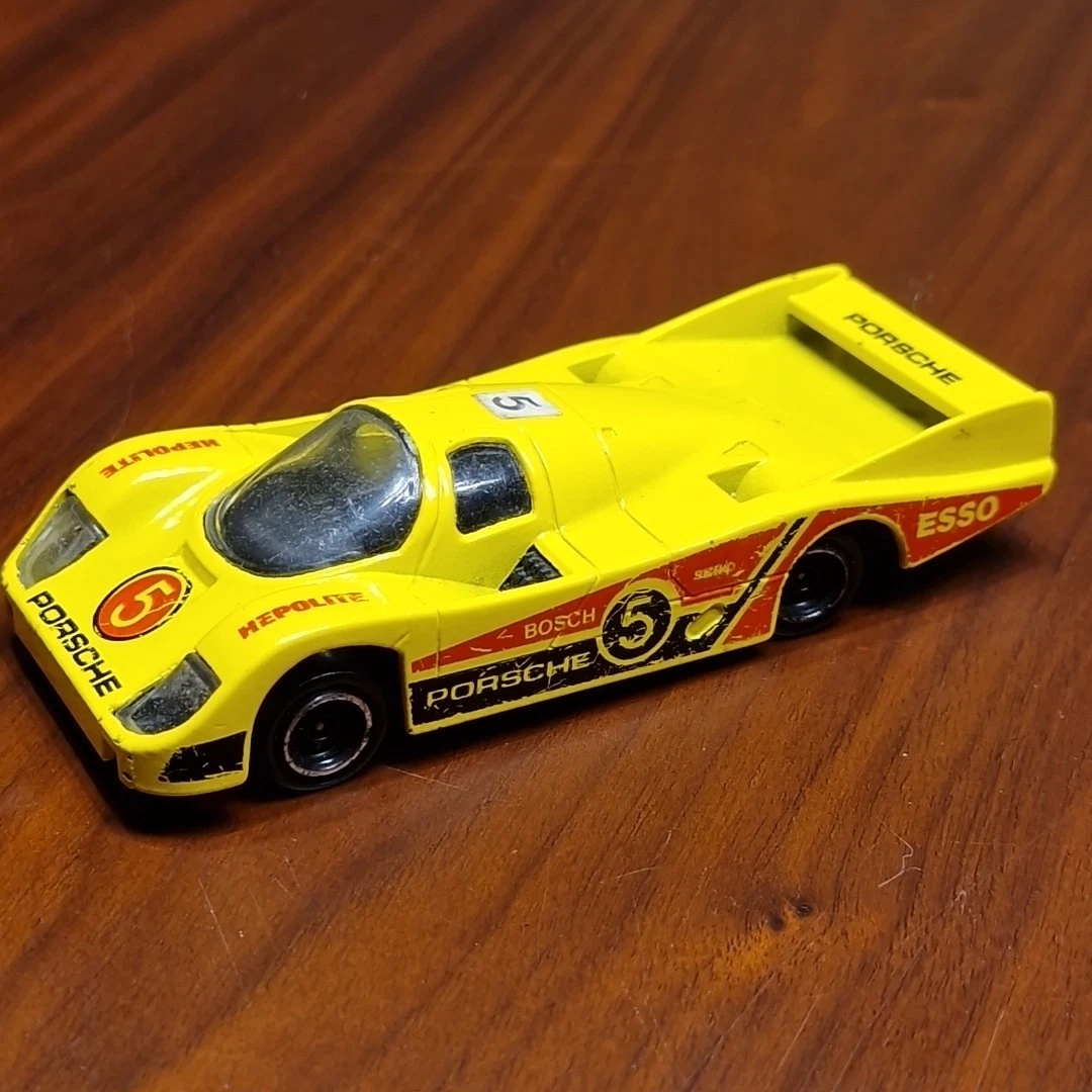 Miniature Corgi 1/43 N°94251 – Porsche 956 Taka-Q – Voiture De Course Diecast