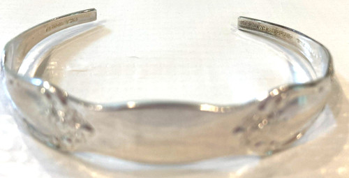 WM. A. ROGERS ONEIDA LTD. SILVER CUFF BRACELET FINE SIGNED