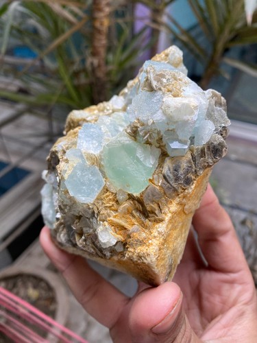 628GM | Unique Aquamarine & Fluorite Crystal Cluster Mica Specimen | Skardu Pak. - Picture 13 of 16