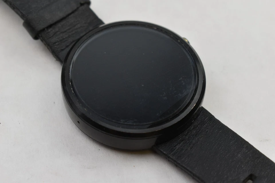 Reloj inteligente Moto 360 LEER Foto 2 de 4