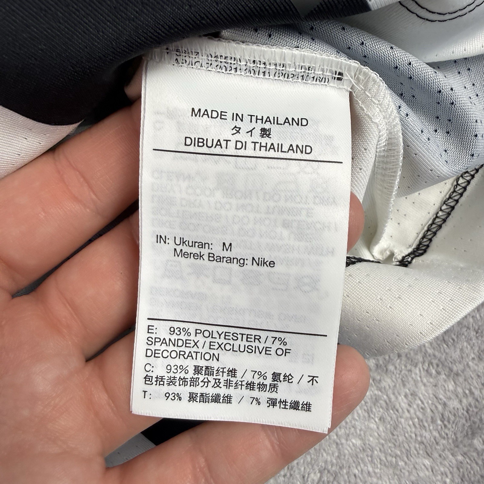 Collingwood Magpies Jersey Mens Medium Black White Stripped Home AFL Nike 2025 thumbnail 10