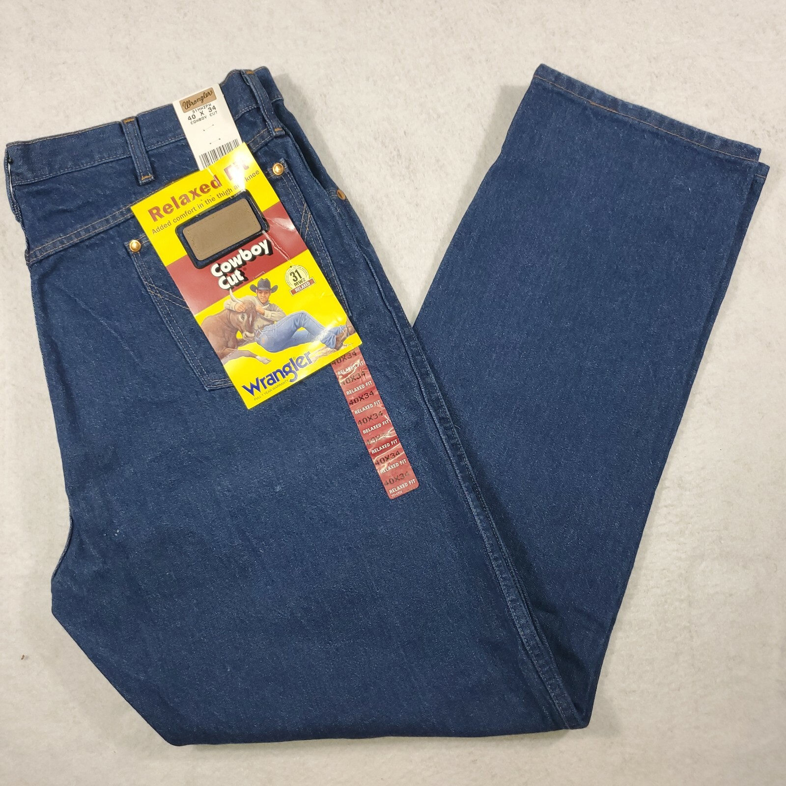 NWT Wrangler Cowboy Cut Relaxed Fit 