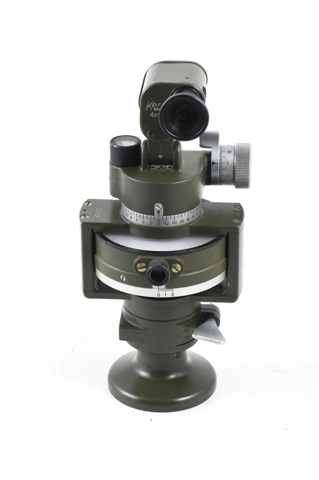 Theodolite Kern swiss 1980 Numéro 2852 - Photo 3/4