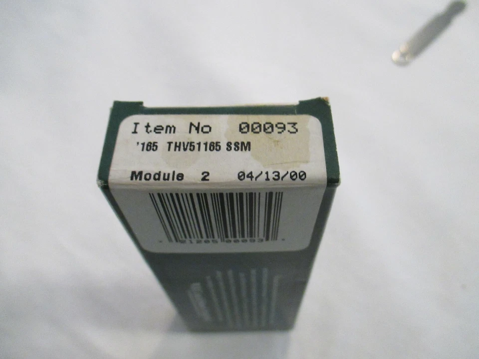 Case XX 2000 Knife Tiny Folding Hunter THV51165 SSM, Item 00093 - Image 3 of 4