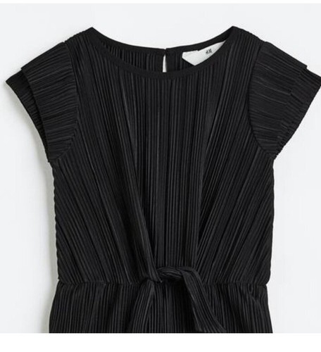 H&M Girl Black Pleated Jumpsuit Romper Size 10 - Picture 2 of 6