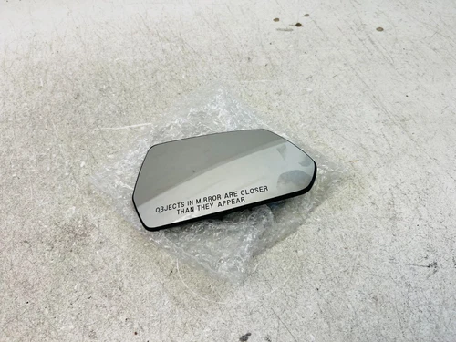2016 2017 2018 2019 Chevrolet Camaro mirror glass RH passenger OEM 23487738