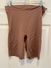 SPANX Smooth It Extended Length Mid-Thigh Short