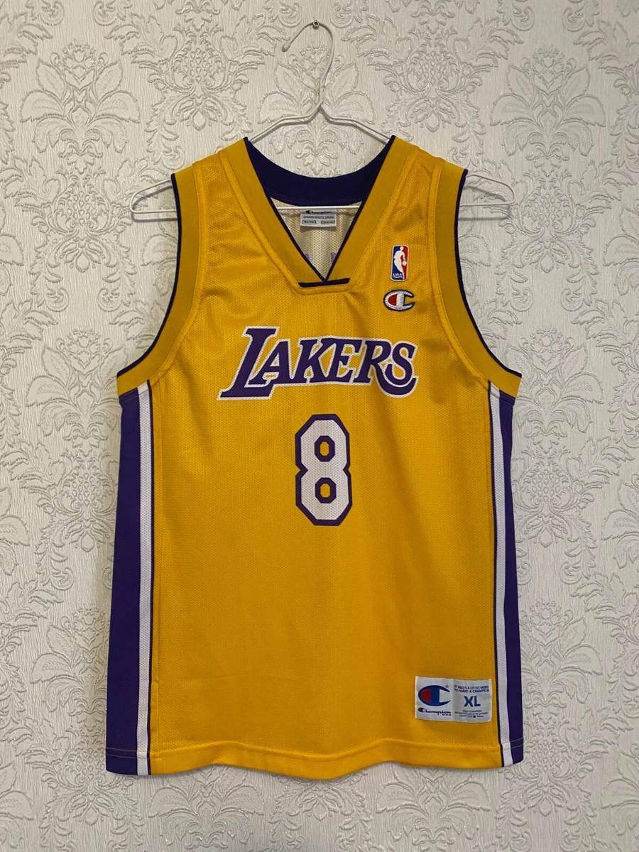 Vintage Los Angeles Lakers Kobe Bryant #8 Champion NBA Jersey Youth Large 14 -16