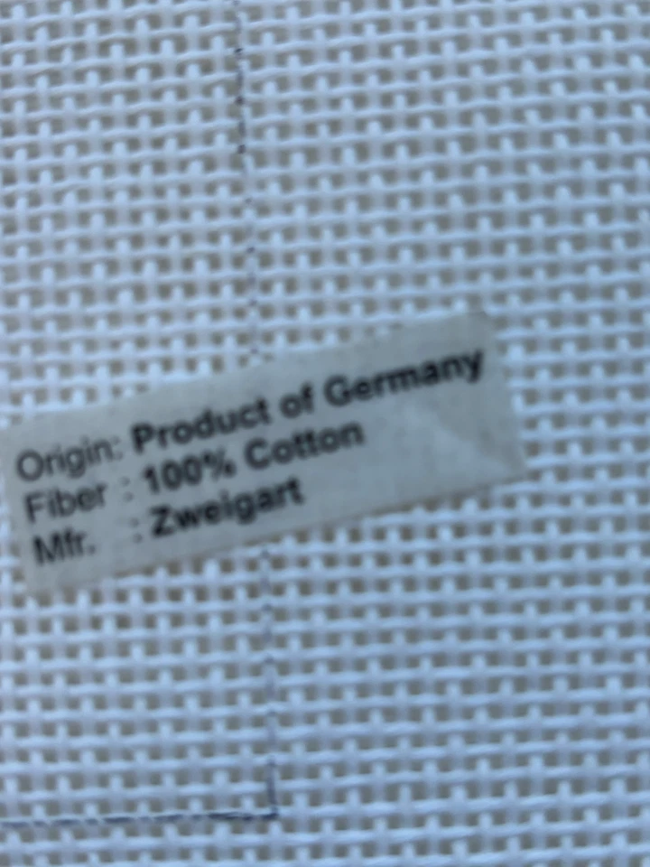 NOS VIBRANT CHAMELEON NEEDLEPOINT CANVAS Hocus Pocus XMAS  D87 14" x 14" - Image 2 of 4