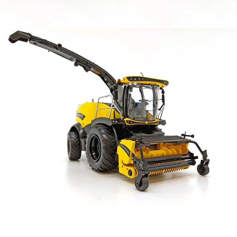 MARGE MODELS, Trincia NEW HOLLAND FR650 - Cerchi e logo neri - Edizione limit... - Immagine 3 di 4