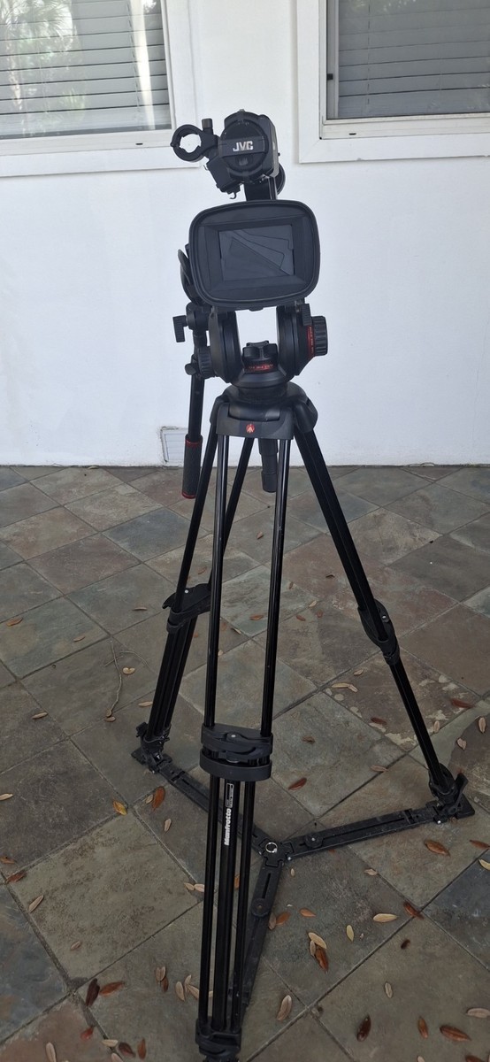 Manfrotto 504 HD head w/ 546 B 2stage tripod system. I Have 2
