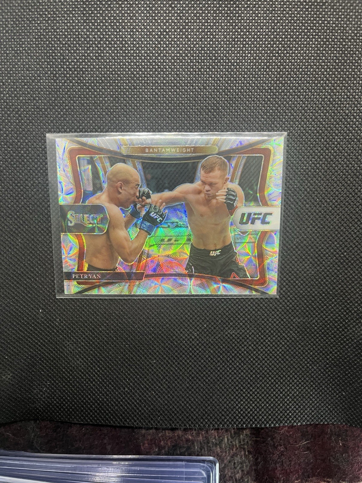 2021 Panini Select UFC - Premier Level Petr Yan #186 Premier Level Scope Prizm