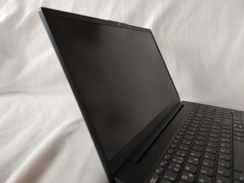 Lenovo V15 G2 IJL Intel® Celeron® N4500 39,6cm (15,6"), 256 GB SSD - gebraucht - Bild 4 von 4