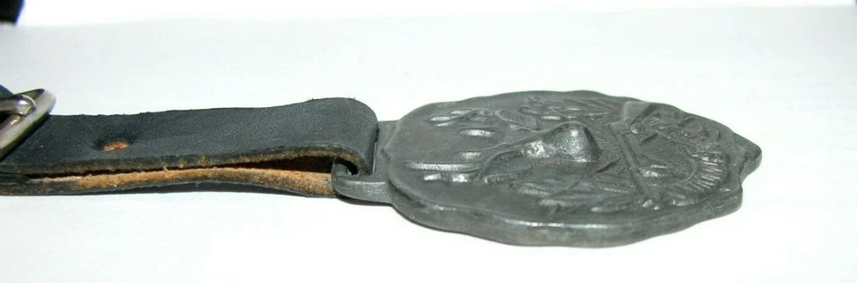 Reloj Bolsillo Llavero Revista National Sportsman Ciervo Cola Blanca Buck Pistolas Peltre 3D Foto 4 de 4