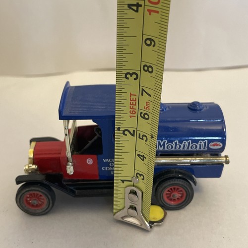 Matchbox Models of Yesteryears 1912 Ford Model T MobilOil 1978 - Picture 3 of 9