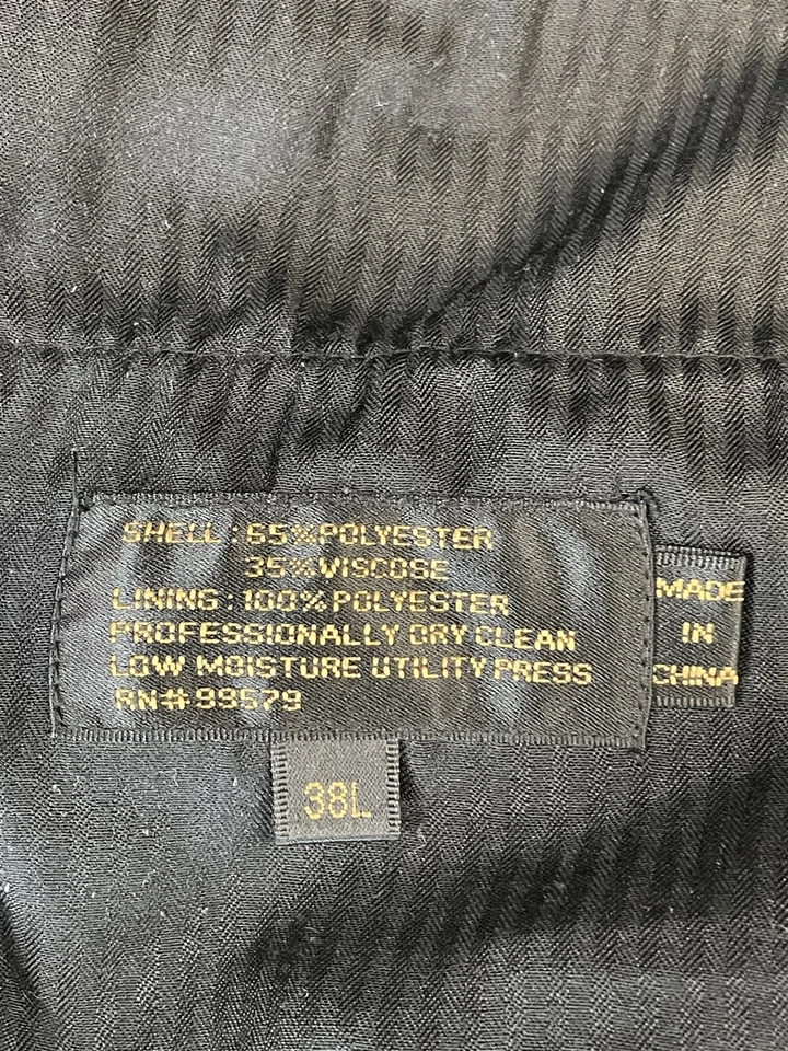 Traje Caravelli 44L 38 x 32 Gris Espiga Rayas Super 150's Mezcla Poli 3Btn Foto 4 de 4