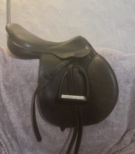 Frank Baines Close Contact Jumping Saddle