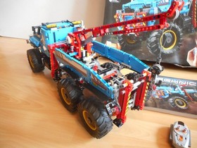 LEGO Technic 6x6 All Terrain Tow Truck with Box (Lego No: 42070)