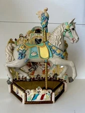 Willitts Carousel Horse Memories Figurine Sculpture Swan Jumper Musical Le Pont