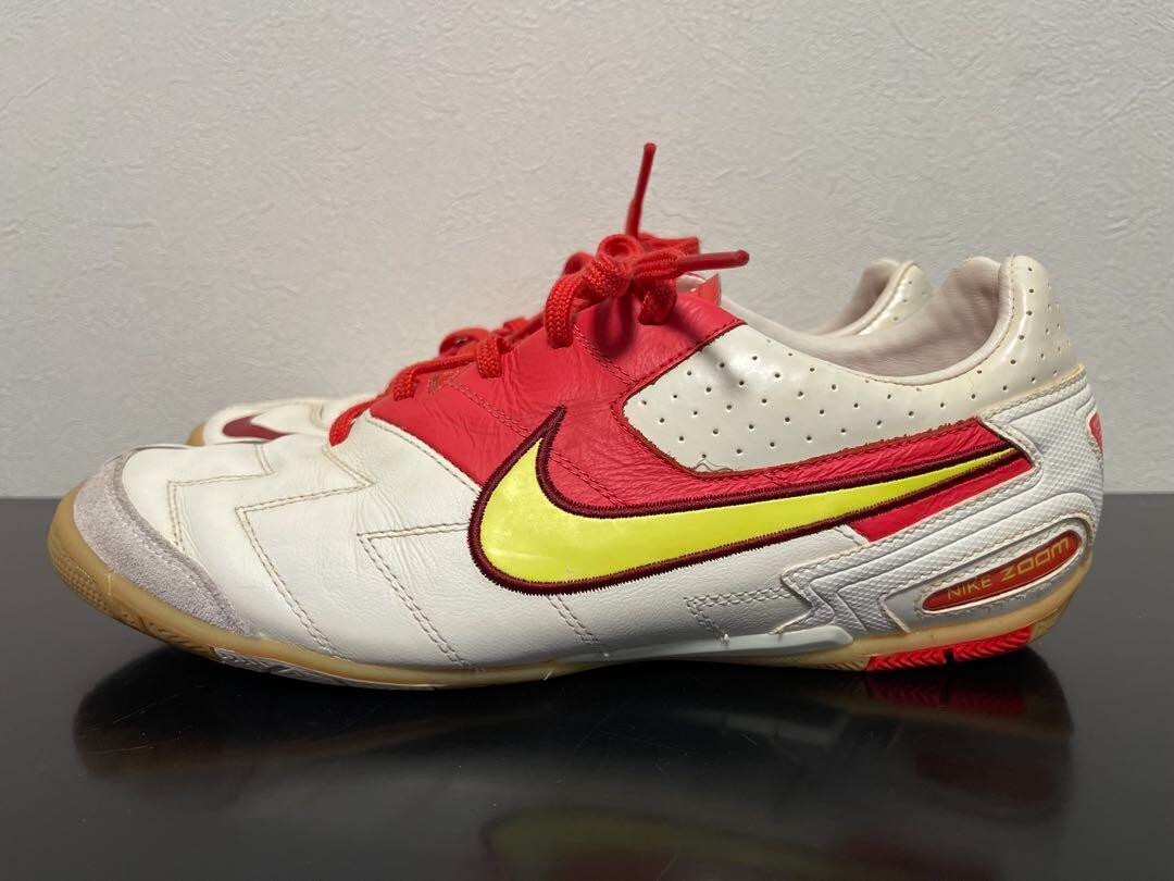 nike five futsal shoes