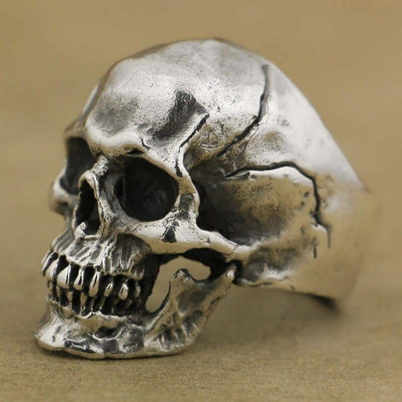 Classic Punk Hip Hop Skeleton Men Ring Vintage Skull Red Eyes Finger Accessories