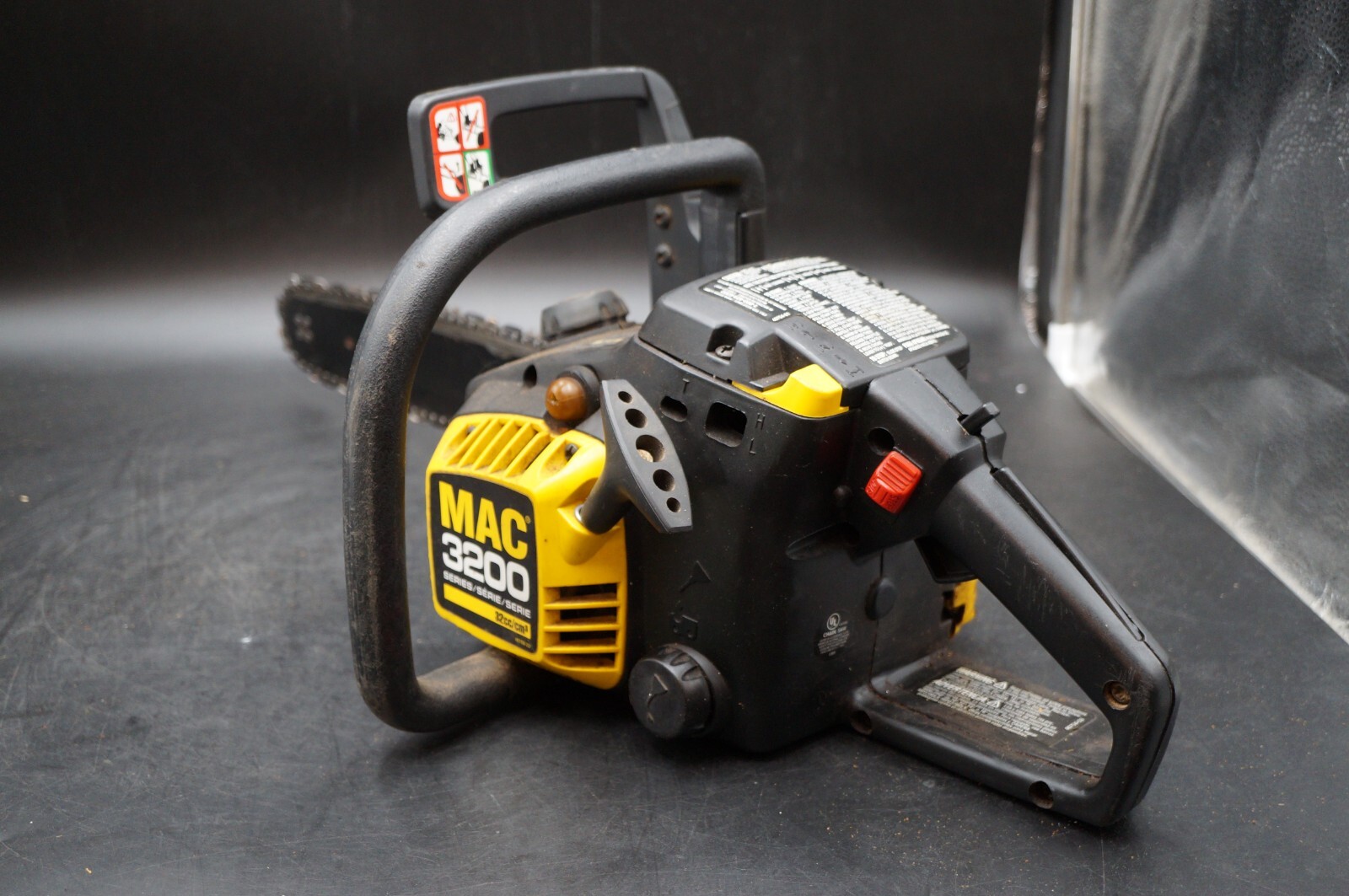 McCulloch Mac 3200 Chainsaw With 14 