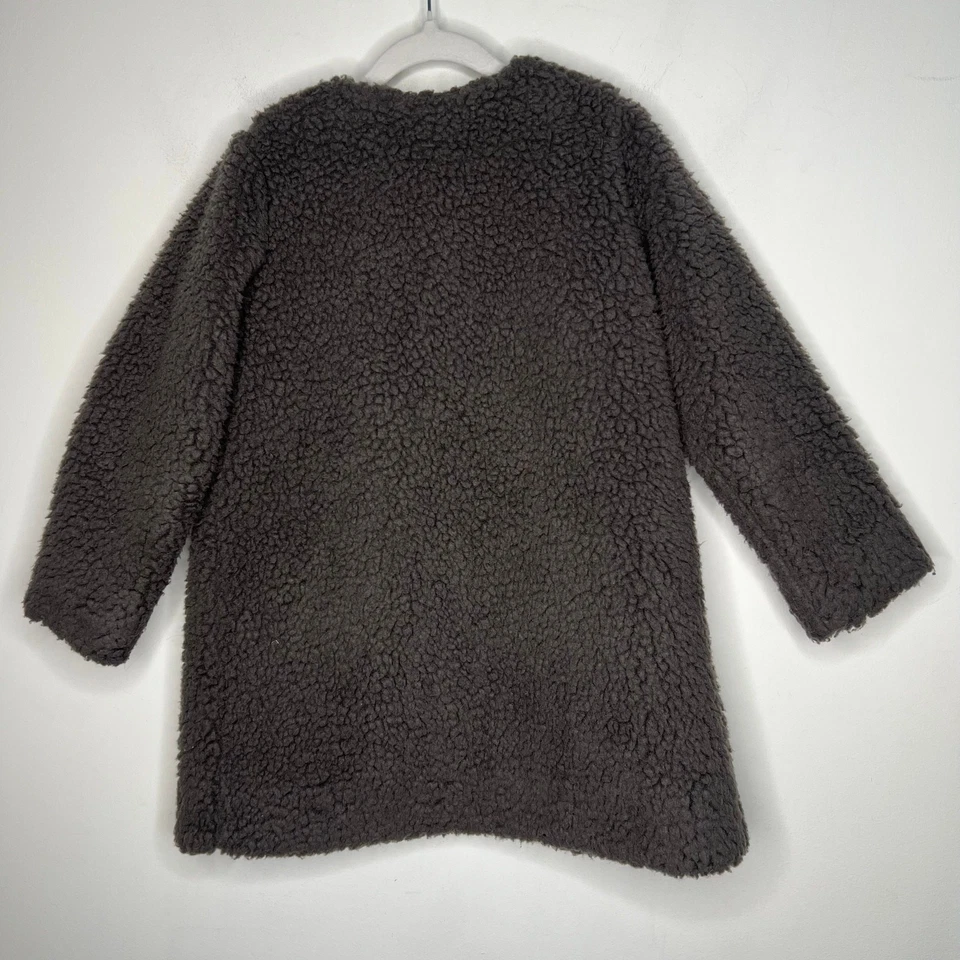 Hanna Andersson Grey Sherpa Toggle Coat Girls Size 5 - Image 3 of 4