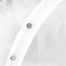 .White Flower Girl Basket Petal Beads Decoration Handheld Bridesmaid Scattering