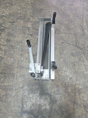 Flexco Clipper Roller lacer 30" Manual Conveyer Belt Lacing Kit