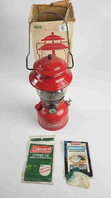#ad Vintage Red Coleman Lantern 200A195 With Box $99.99