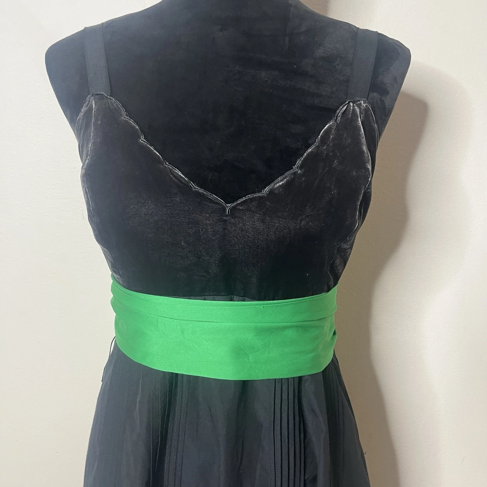 Abito al ginocchio Moulinette Soeurs Vetements nero seta cotone scollo a V velluto A~Linea 6