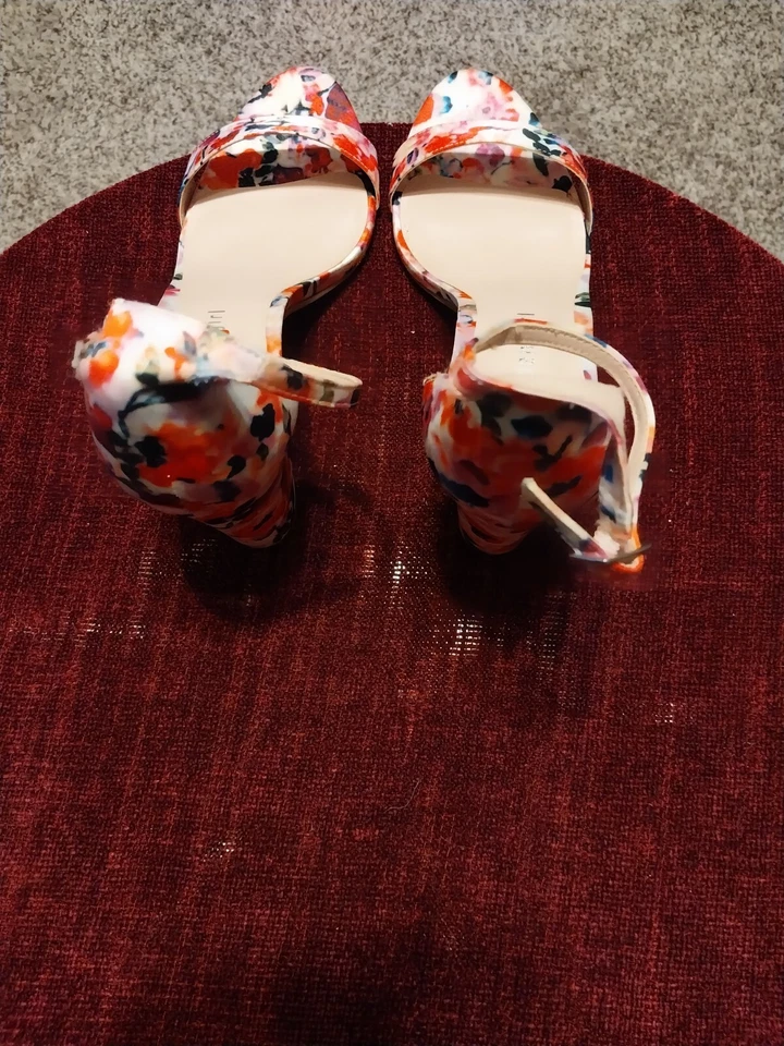 Womens Madden Girl Colorful Shoe 8.5M New Without Box - Imagem 4 de 4