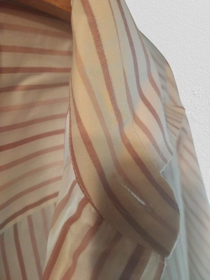 Camisa de vestir a rayas rosa/blanco Gucci para hombre - Hecha en Italia - Talla mediana Foto 4 de 4