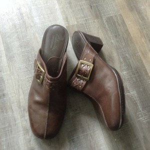 clarks bendables clogs