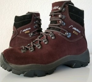 eco friendly hiking boots