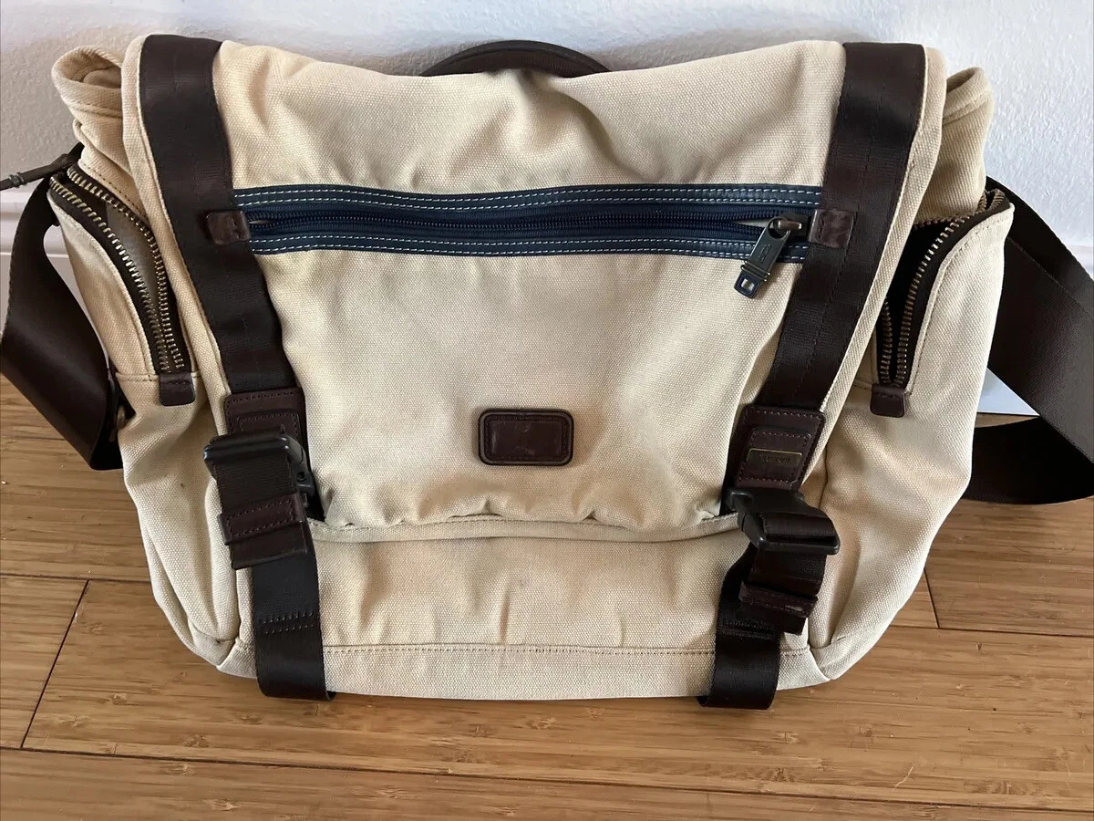 Tumi travel clearance handbag