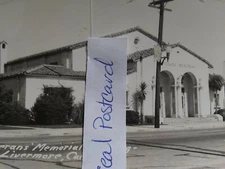 Vintage RPPC. Veterans' memorial building Livermore, California.(D1)