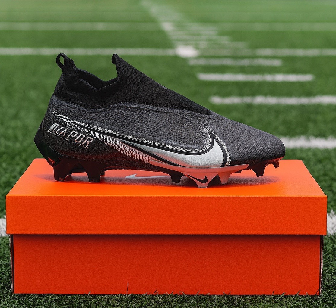 Size 13 WIDE Nike Vapor Edge Elite 360 Flyknit Football Cleat