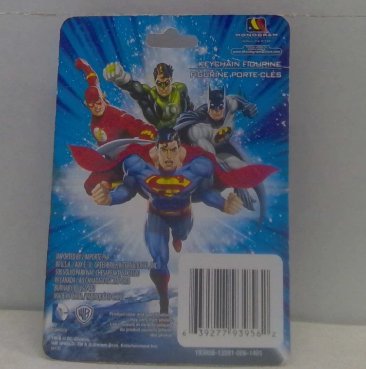 Figura de juguete con monograma de Batman de DC Comics  Foto 2 de 2